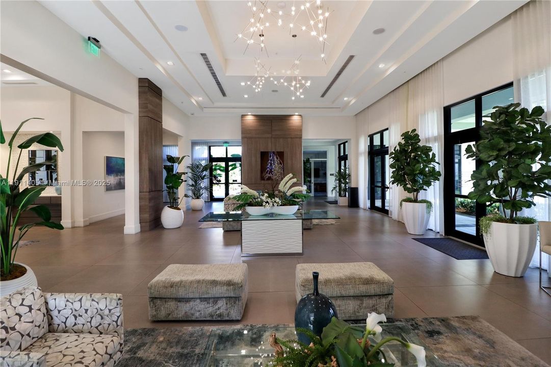 Active With Contract: $505,000 (3 beds, 2 baths, 1124 Square Feet)