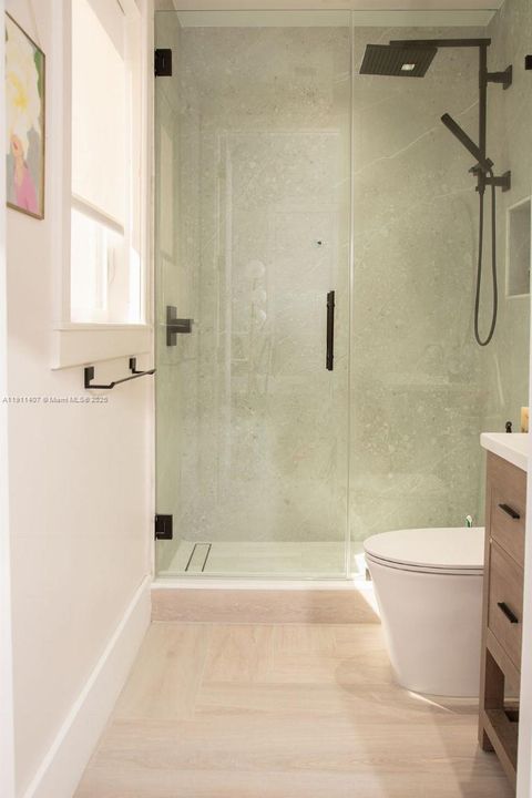 For Sale: $3,975,000 (4 beds, 4 baths, 3451 Square Feet)