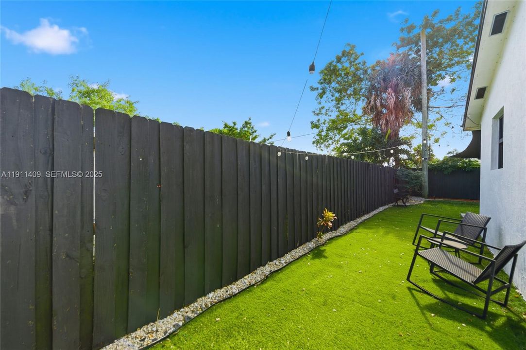 待售: $525,000 (3 贝兹, 2 浴室, 1268 平方英尺)