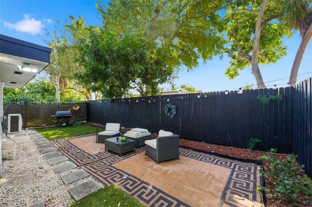 待售: $525,000 (3 贝兹, 2 浴室, 1268 平方英尺)