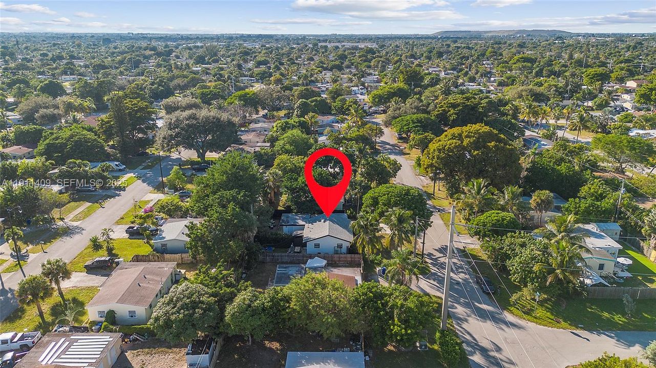 待售: $525,000 (3 贝兹, 2 浴室, 1268 平方英尺)