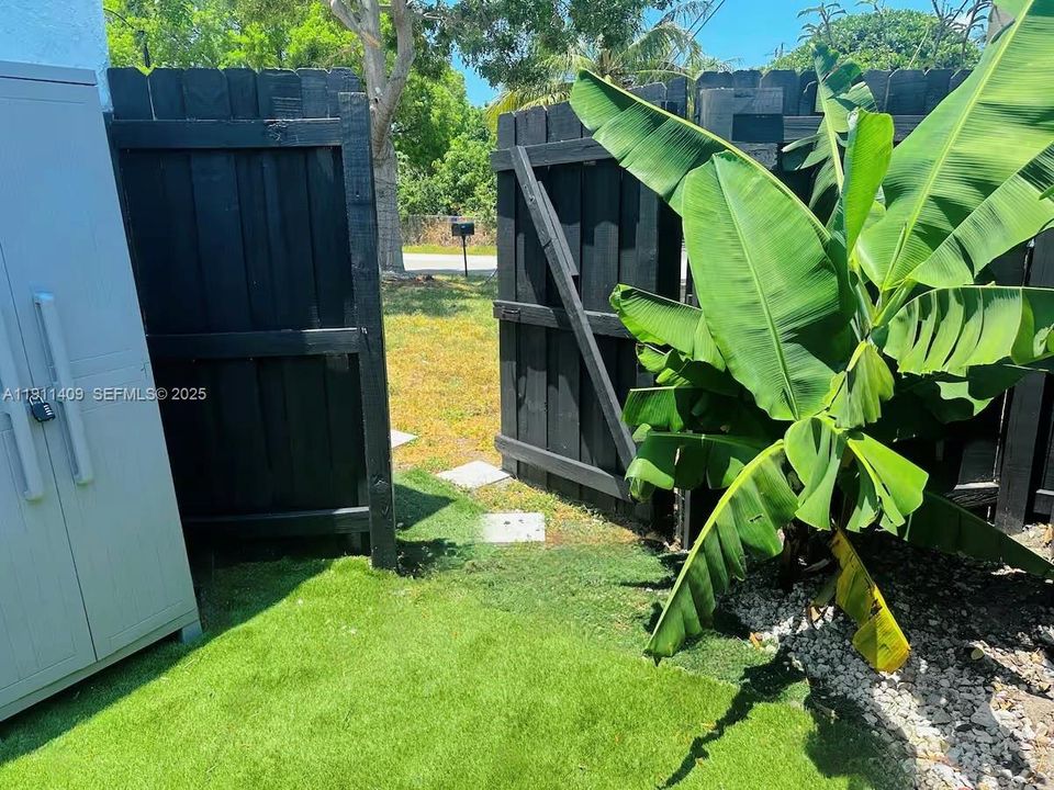 待售: $525,000 (3 贝兹, 2 浴室, 1268 平方英尺)