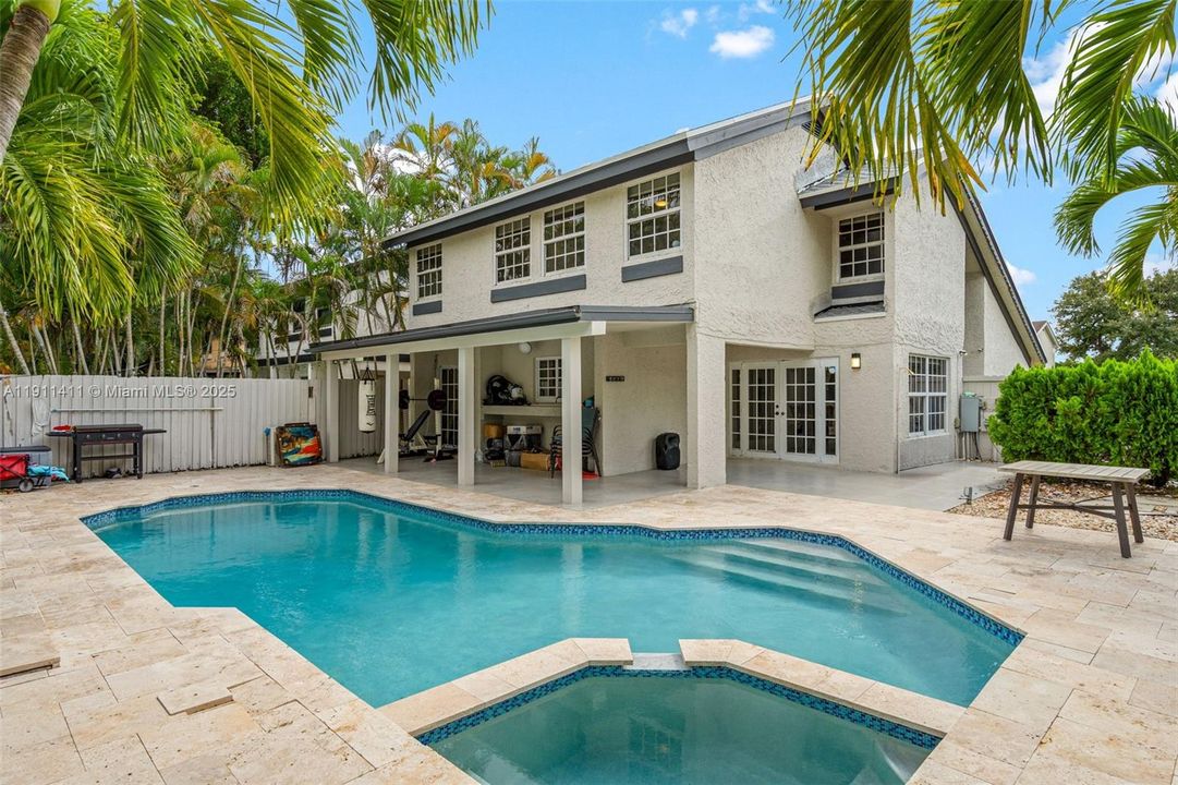 For Rent: $4,600 (4 beds, 2 baths, 2022 Square Feet)