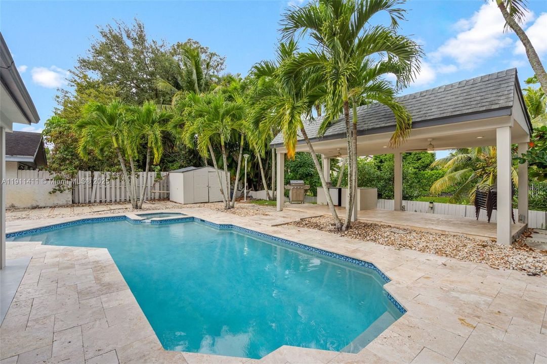 For Rent: $4,600 (4 beds, 2 baths, 2022 Square Feet)