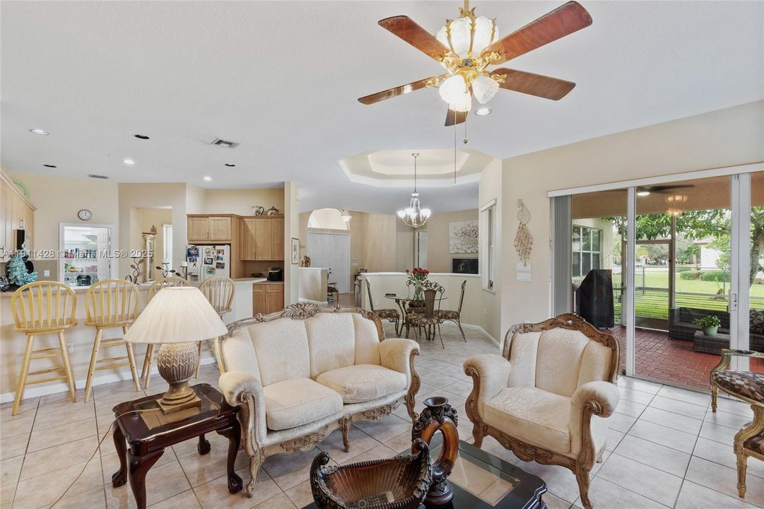 For Sale: $1,375,000 (4 beds, 3 baths, 2740 Square Feet)