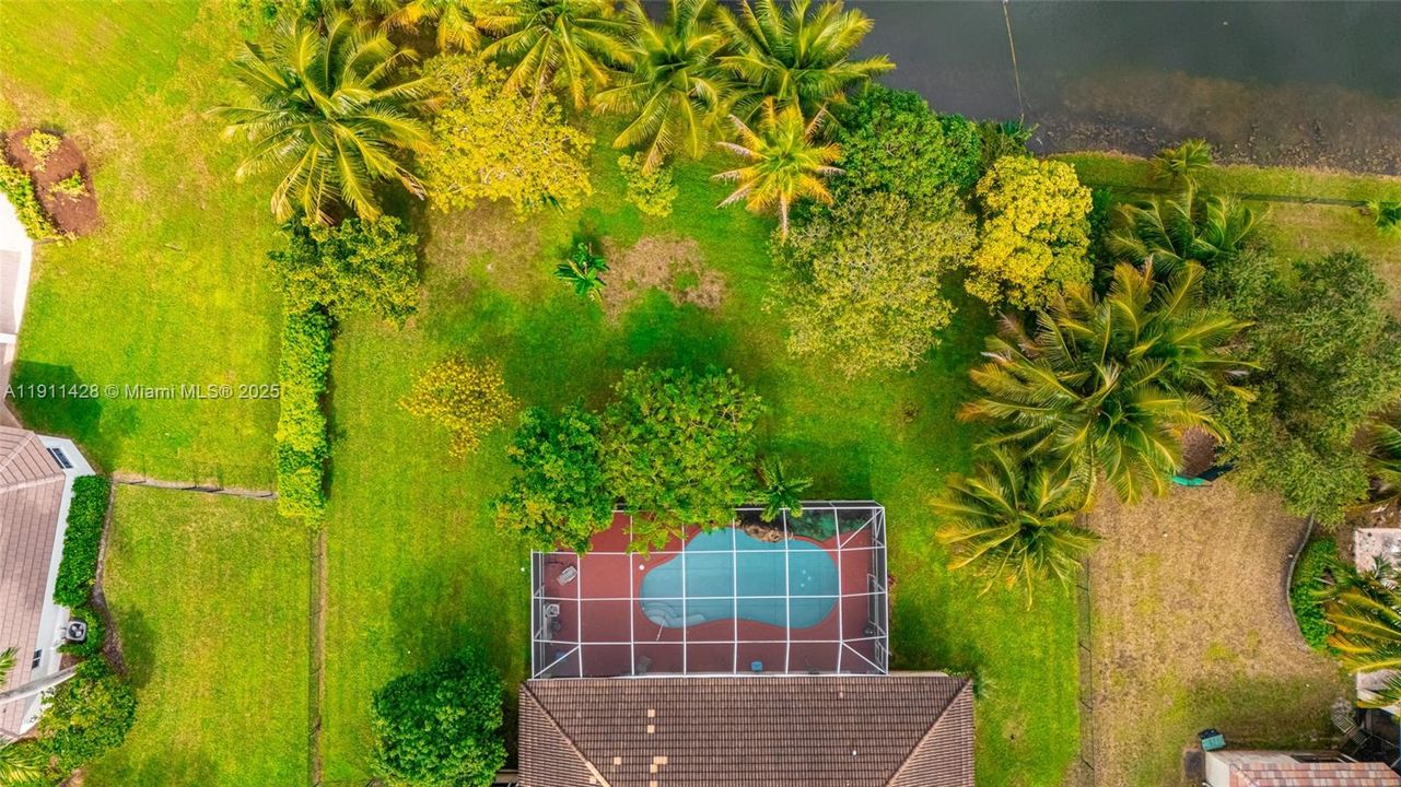 For Sale: $1,375,000 (4 beds, 3 baths, 2740 Square Feet)