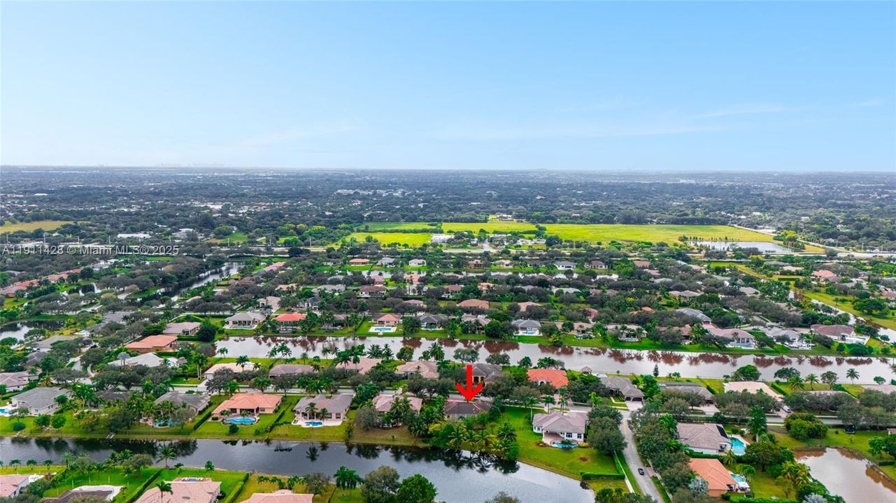 For Sale: $1,375,000 (4 beds, 3 baths, 2740 Square Feet)