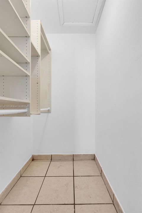 Active With Contract: $650,000 (4 beds, 3 baths, 1985 Square Feet)