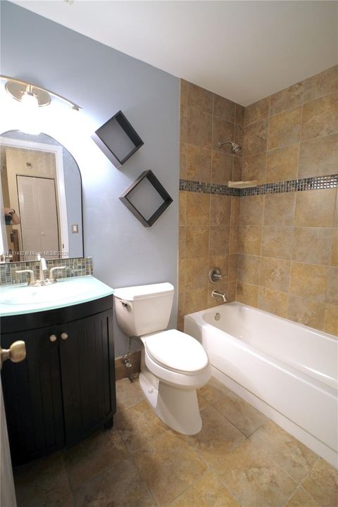 2nd Bathroom