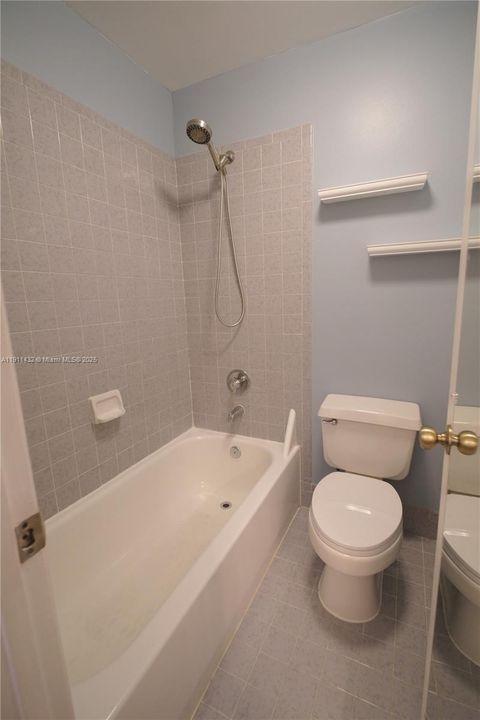 Master bath/shower room