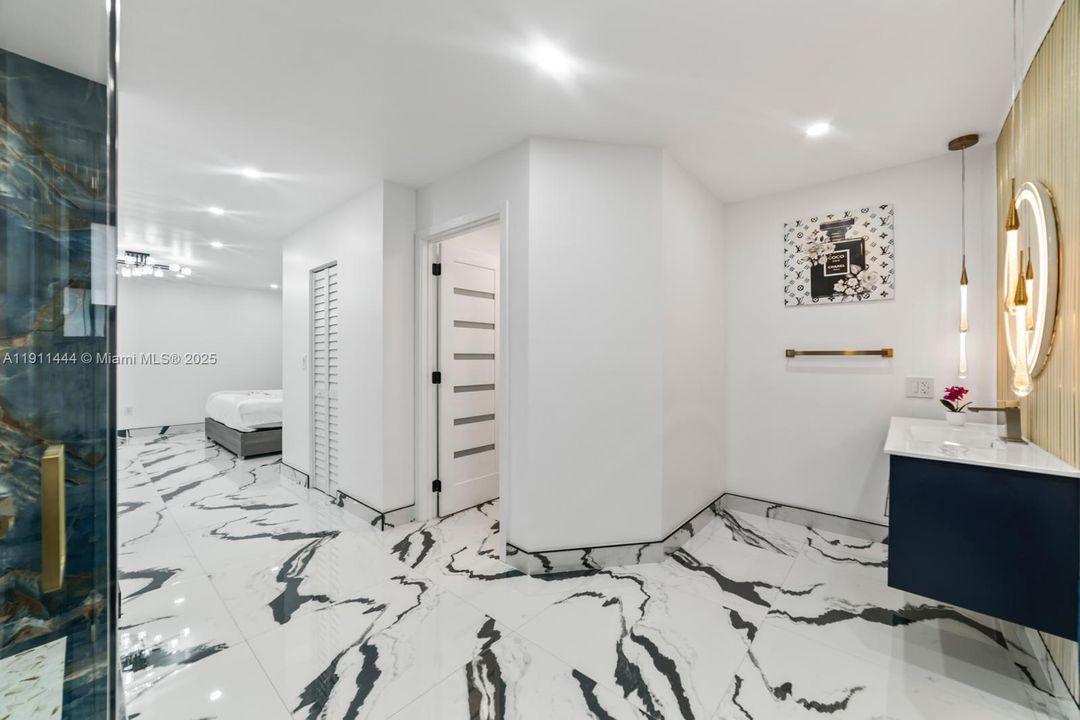 На продажу: $1,539,000 (4 спален, 3 ванн, 2528 Квадратных фут)