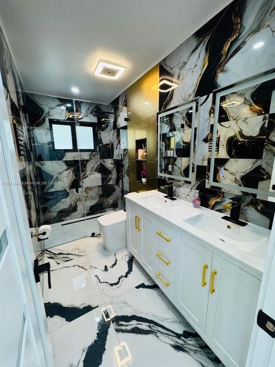 На продажу: $1,539,000 (4 спален, 3 ванн, 2528 Квадратных фут)