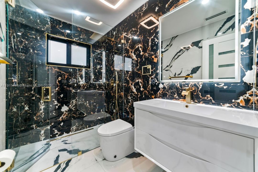 На продажу: $1,539,000 (4 спален, 3 ванн, 2528 Квадратных фут)