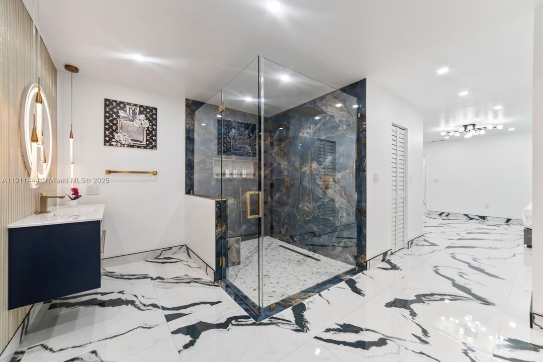 На продажу: $1,539,000 (4 спален, 3 ванн, 2528 Квадратных фут)