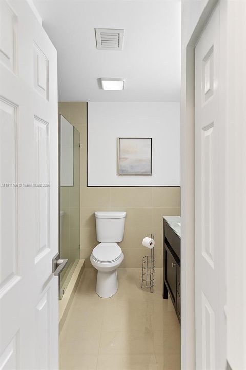 合同活跃: $679,000 (3 贝兹, 2 浴室, 1629 平方英尺)