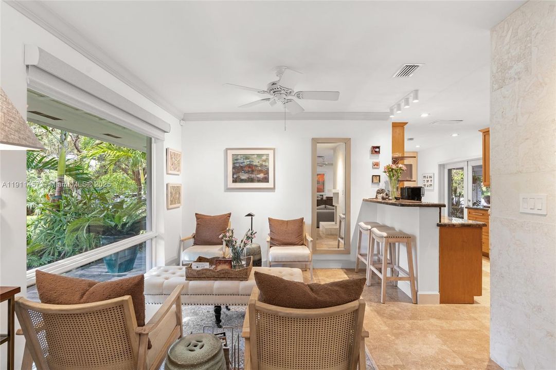 For Sale: $1,650,000 (3 beds, 2 baths, 1415 Square Feet)