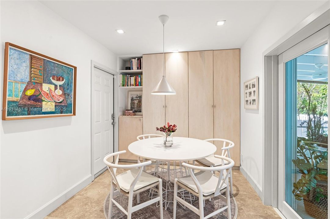 For Sale: $1,650,000 (3 beds, 2 baths, 1415 Square Feet)