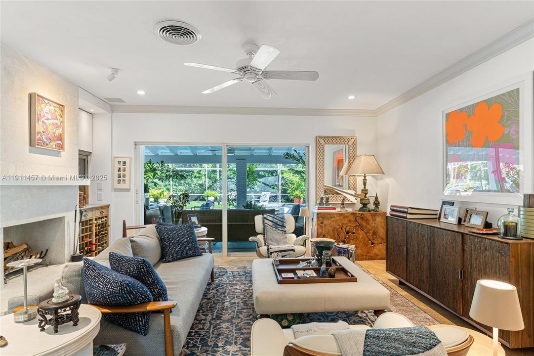 For Sale: $1,650,000 (3 beds, 2 baths, 1415 Square Feet)