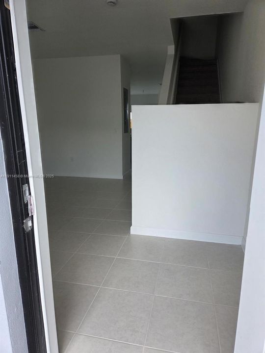 Active With Contract: $2,300 (3 beds, 2 baths, 0 Square Feet)