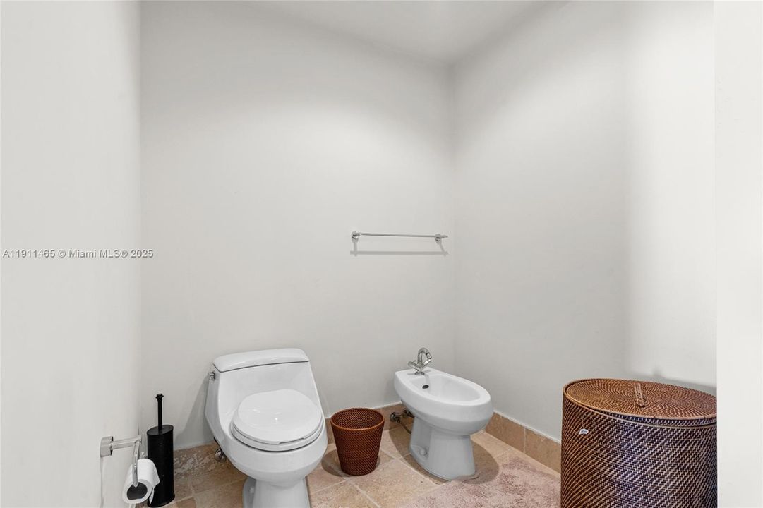 En Venta: $4,150,000 (3 camas, 3 baños, 4045 Pies cuadrados)