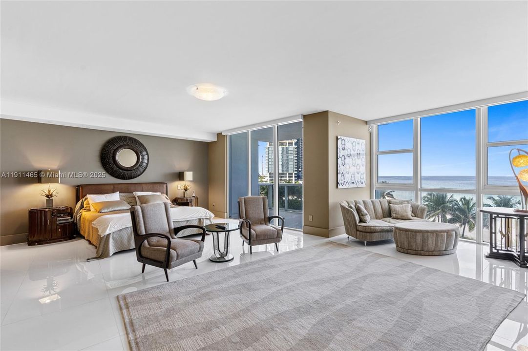 En Venta: $4,150,000 (3 camas, 3 baños, 4045 Pies cuadrados)