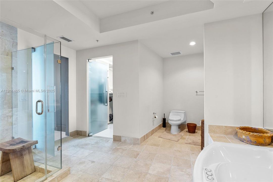 En Venta: $4,150,000 (3 camas, 3 baños, 4045 Pies cuadrados)