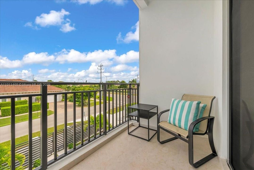 For Sale: $2,980,000 (4 beds, 4 baths, 5306 Square Feet)