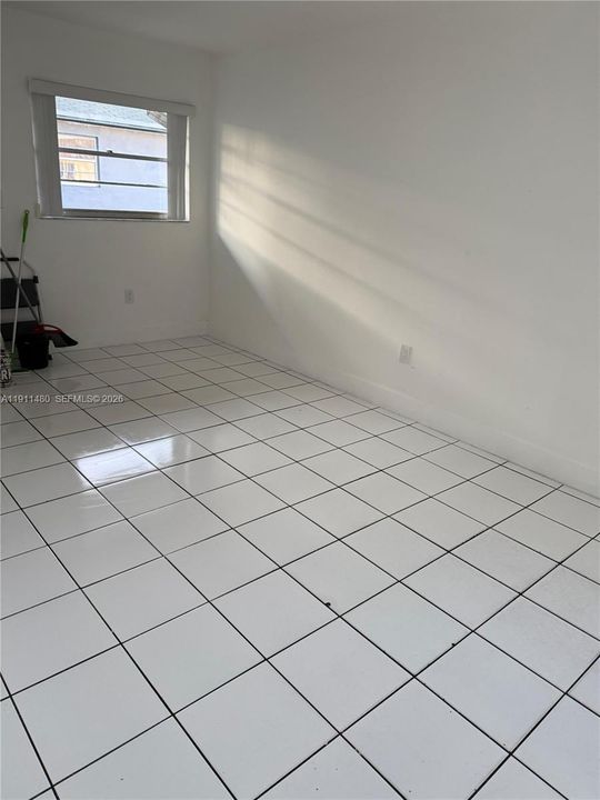 Recientemente alquilado: $1,995 (2 camas, 1 baños, 741 Pies cuadrados)