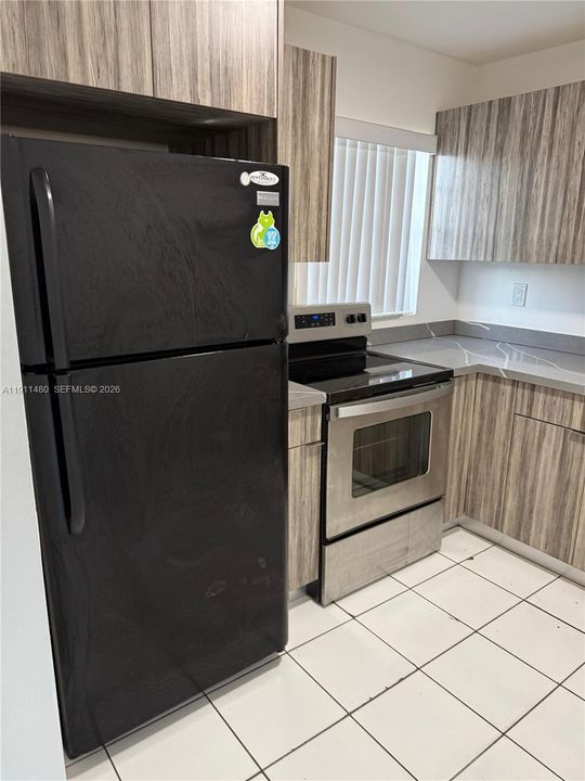 Recientemente alquilado: $1,995 (2 camas, 1 baños, 741 Pies cuadrados)