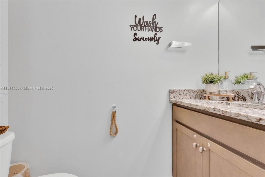 For Rent: $3,650 (3 beds, 2 baths, 1932 Square Feet)