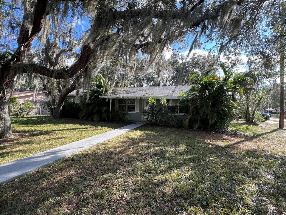 待售: $250,000 (3 贝兹, 2 浴室, 0 平方英尺)