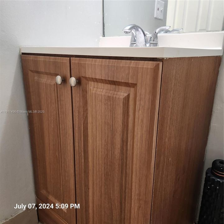 En Venta: $160,000 (2 camas, 1 baños, 840 Pies cuadrados)