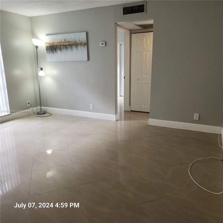 En Venta: $160,000 (2 camas, 1 baños, 840 Pies cuadrados)