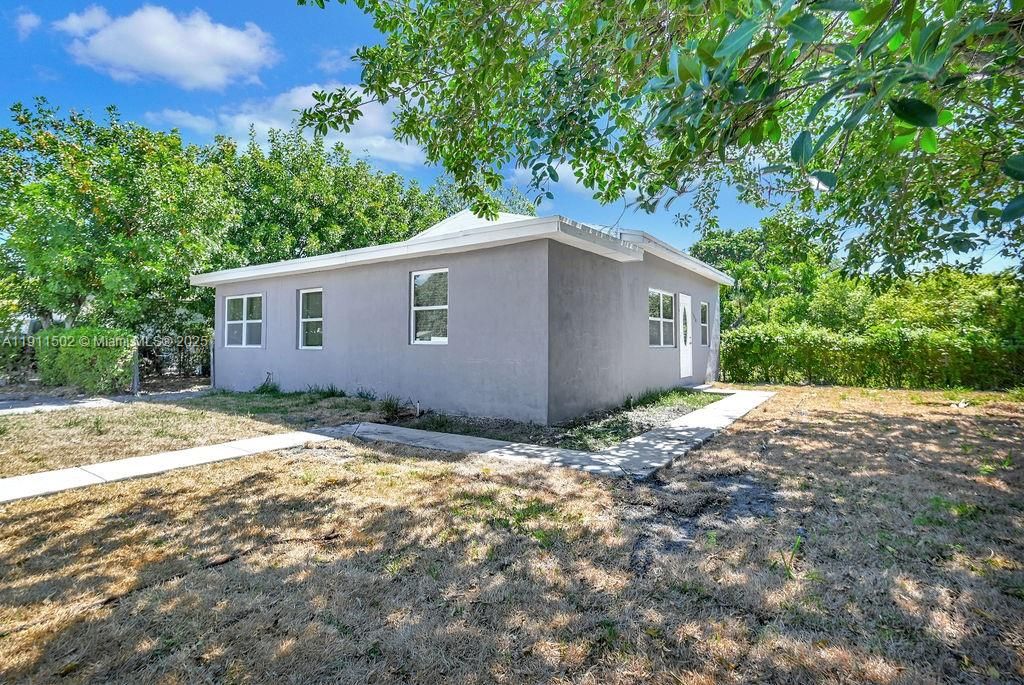 待售: $475,000 (3 贝兹, 2 浴室, 1104 平方英尺)