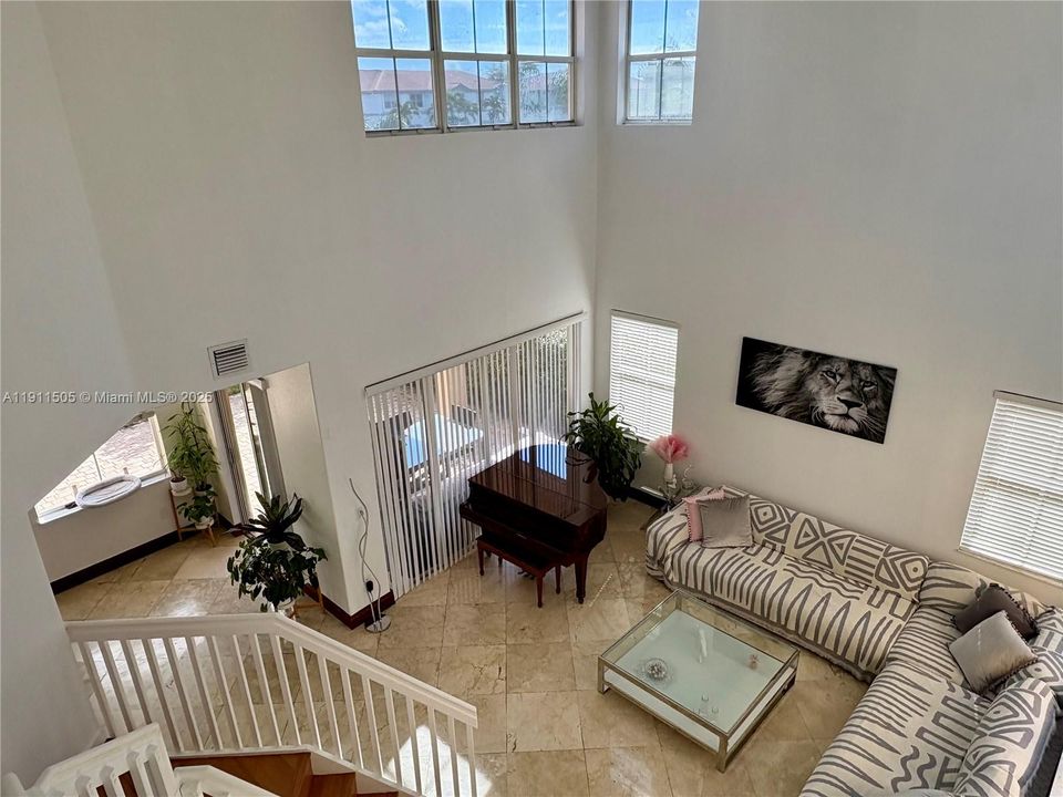 На продажу: $1,250,000 (5 спален, 4 ванн, 3636 Квадратных фут)