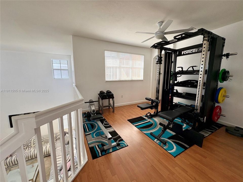 На продажу: $1,250,000 (5 спален, 4 ванн, 3636 Квадратных фут)