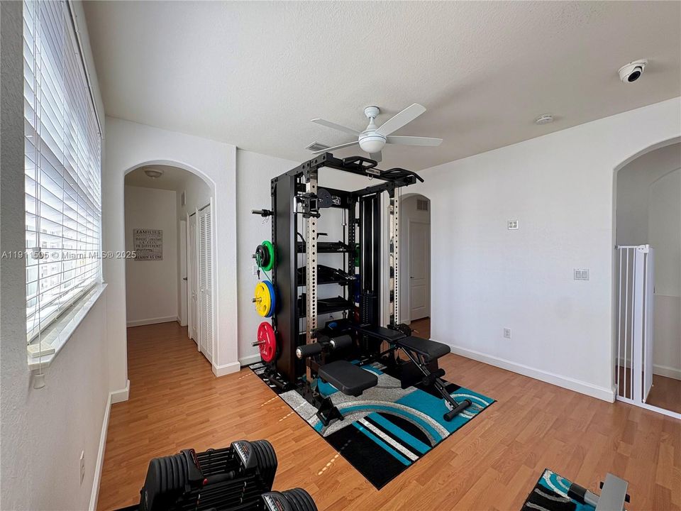 На продажу: $1,250,000 (5 спален, 4 ванн, 3636 Квадратных фут)