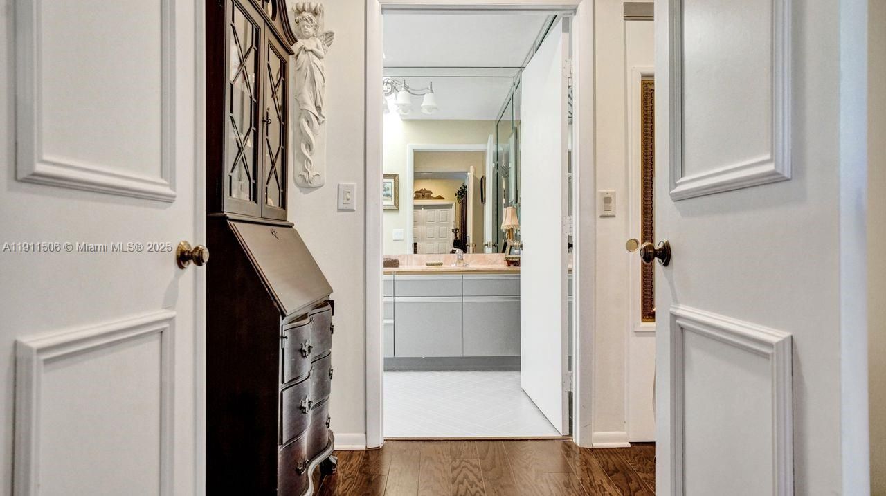 For Sale: $675,000 (3 beds, 2 baths, 2020 Square Feet)