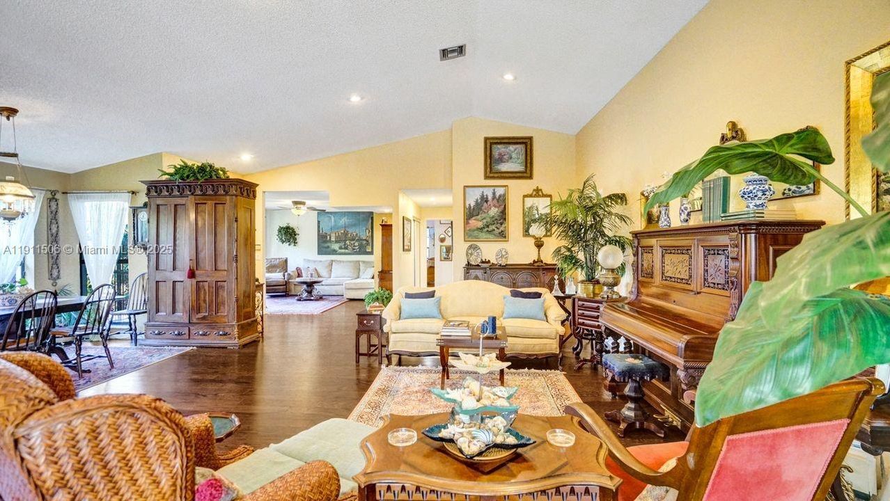 For Sale: $675,000 (3 beds, 2 baths, 2020 Square Feet)