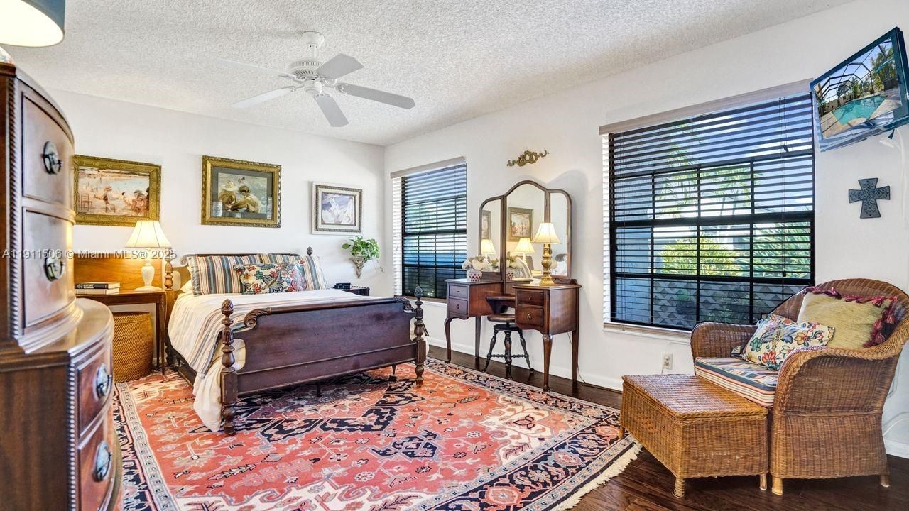 For Sale: $675,000 (3 beds, 2 baths, 2020 Square Feet)