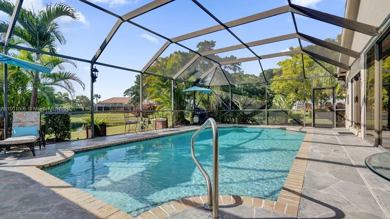 For Sale: $675,000 (3 beds, 2 baths, 2020 Square Feet)