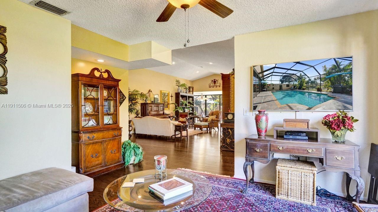 For Sale: $675,000 (3 beds, 2 baths, 2020 Square Feet)