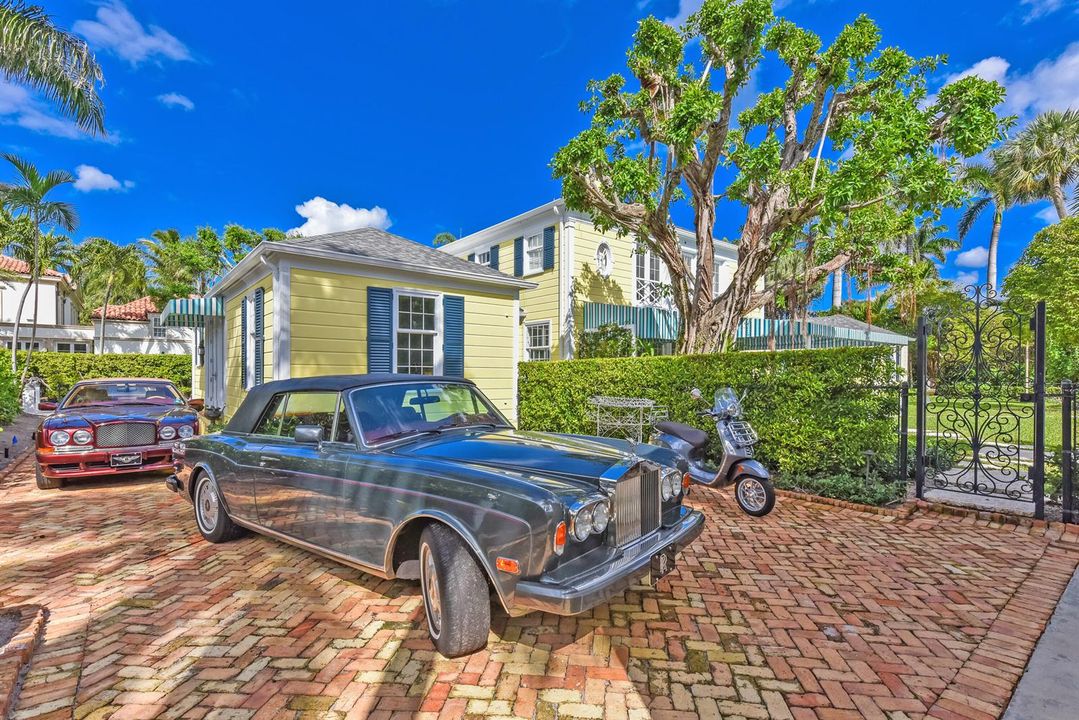 250 Algoma Rd Palm Beach FL-print-055-02