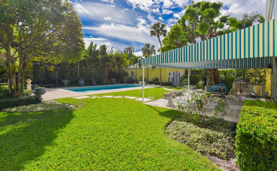 250 Algoma Rd Palm Beach FL-print-061-01