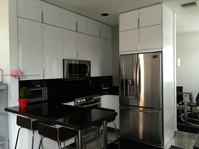 For Sale: $720,000 (3 beds, 2 baths, 1620 Square Feet)