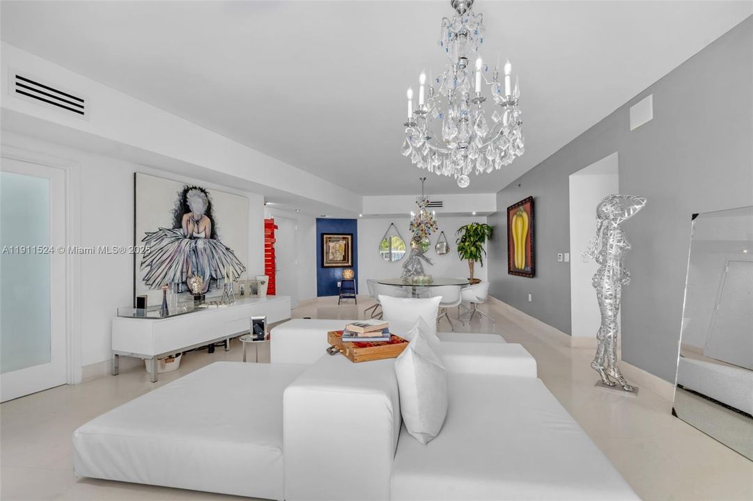 For Sale: $3,250,000 (3 beds, 3 baths, 2024 Square Feet)