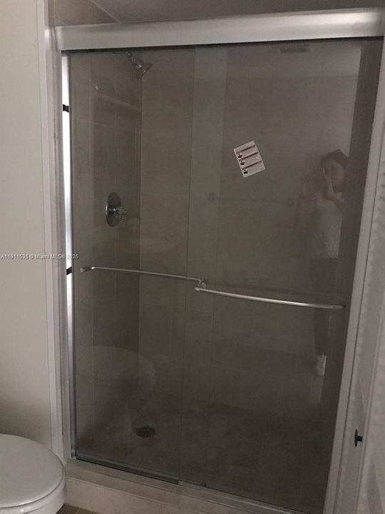 На продажу: $299,900 (2 спален, 2 ванн, 1225 Квадратных фут)