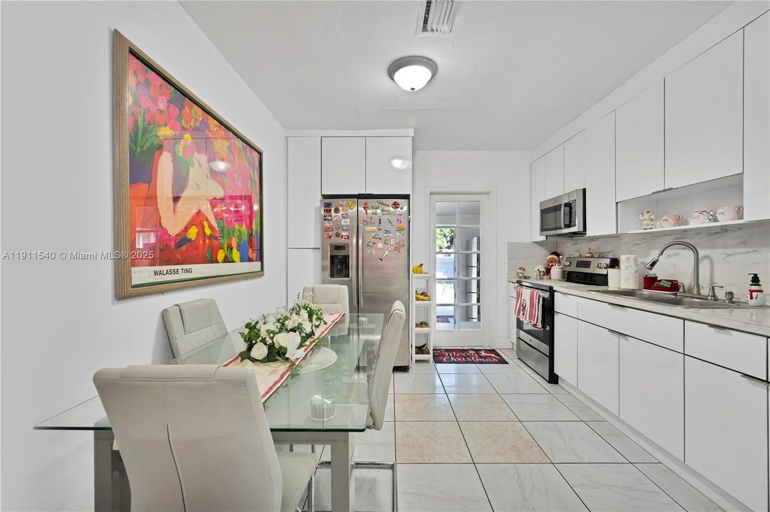 待售: $520,000 (3 贝兹, 2 浴室, 1317 平方英尺)