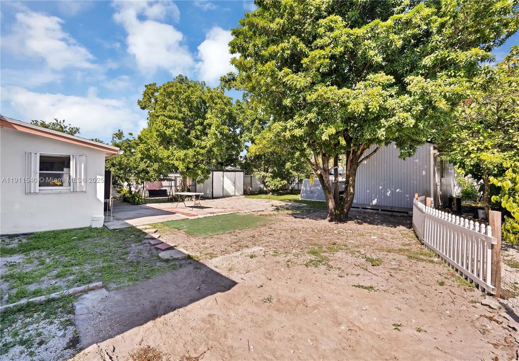 待售: $520,000 (3 贝兹, 2 浴室, 1317 平方英尺)