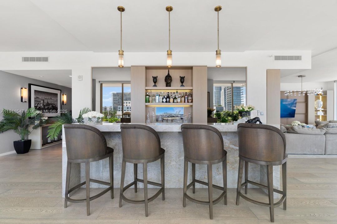 待售: $8,800,000 (4 贝兹, 4 浴室, 3705 平方英尺)